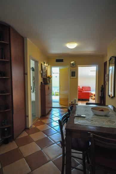 Квартира, 872 м², 238 967$ — FAKTOR